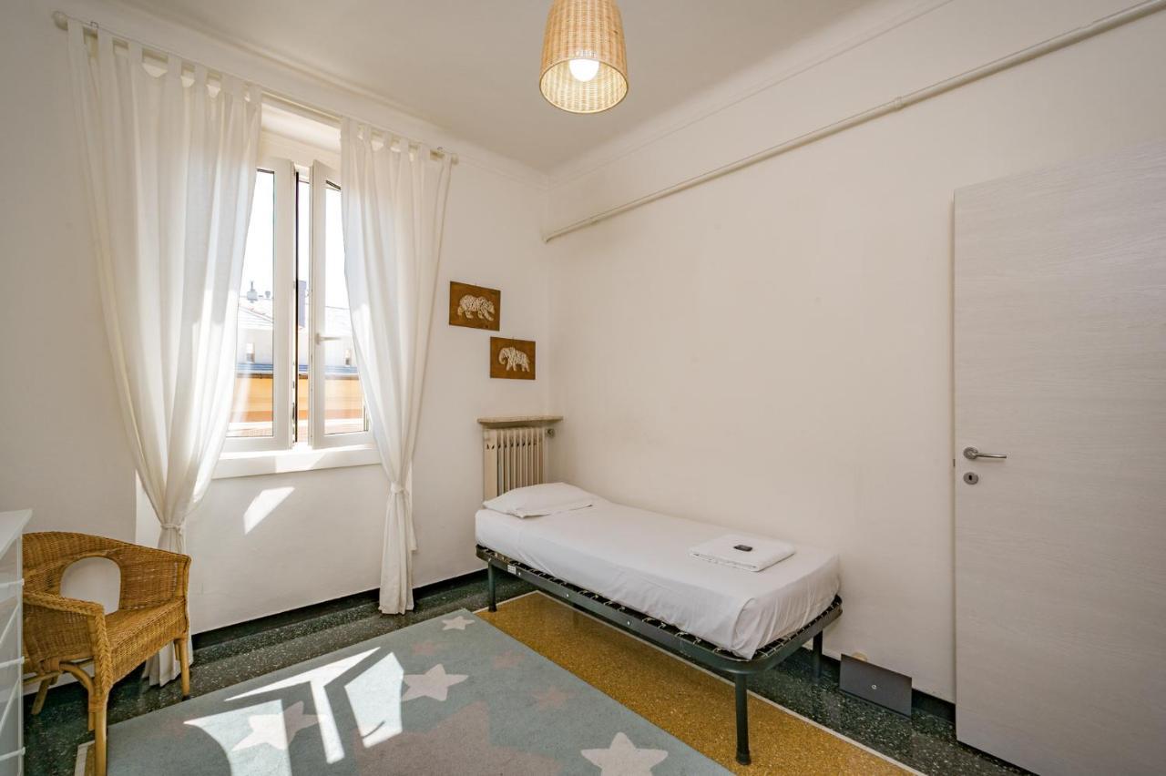 Апартаменты Joivy Penthouse Flat With Terrace Генуя Экстерьер фото