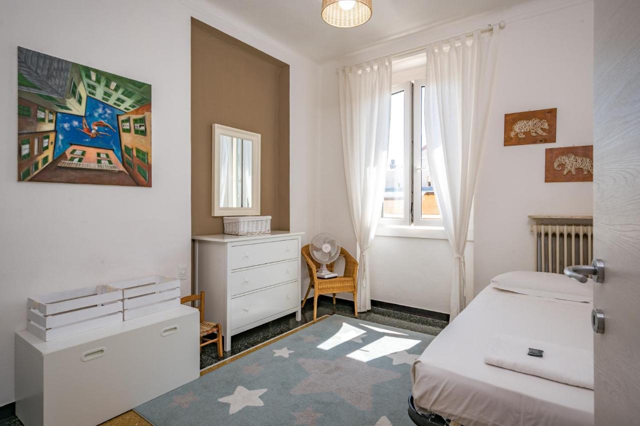 Апартаменты Joivy Penthouse Flat With Terrace Генуя Экстерьер фото